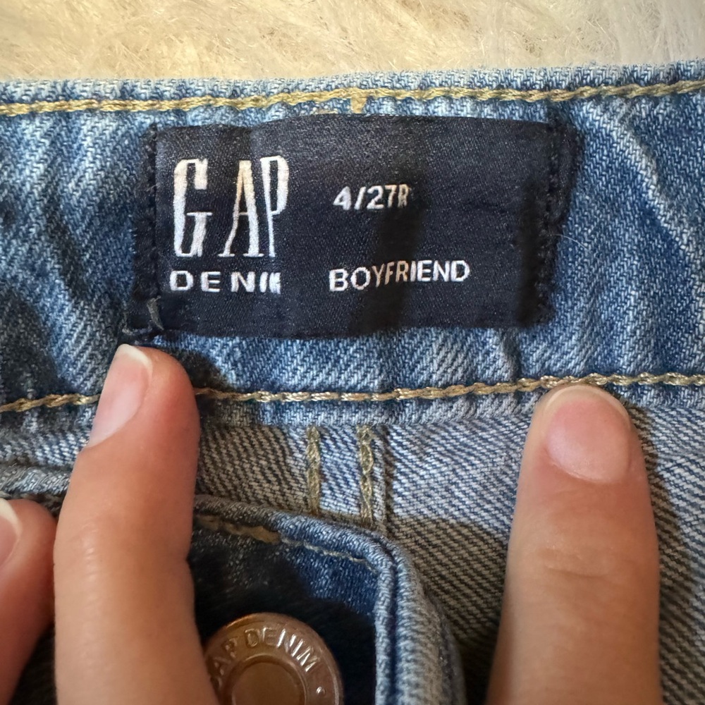 Boyfriend fit GAP jeans